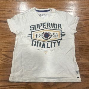 T shirt guess size 4t good condition kids